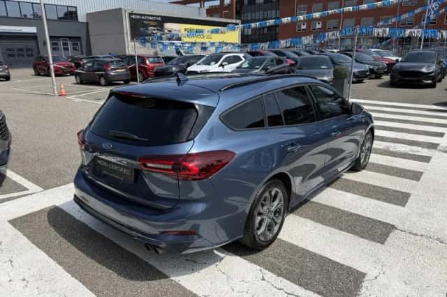 Ford Focus (2025) thumbnail 2