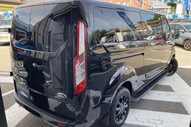 Ford Transit Custom (2023) thumbnail 2