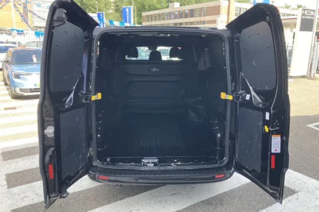 Ford Transit Custom (2023) thumbnail 20