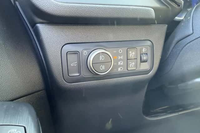 Ford Kuga (2021) thumbnail 20