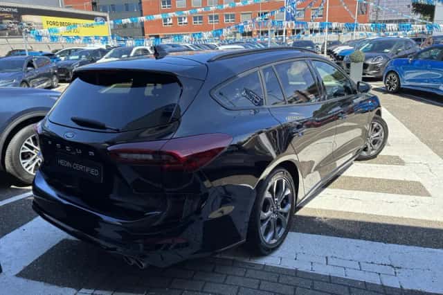 Ford Focus (2025) thumbnail 2