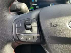 Ford Kuga (2025) thumbnail 17