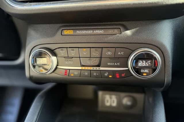 Ford Kuga (2022) thumbnail 16