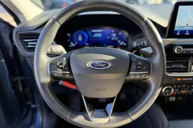 Ford Kuga (2022) thumbnail 19