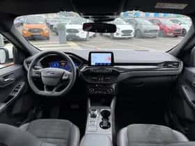 Ford Kuga (2023) thumbnail 3