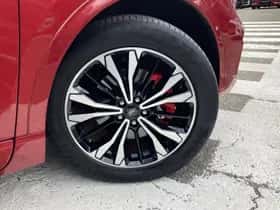 Ford Kuga (2021) thumbnail 5