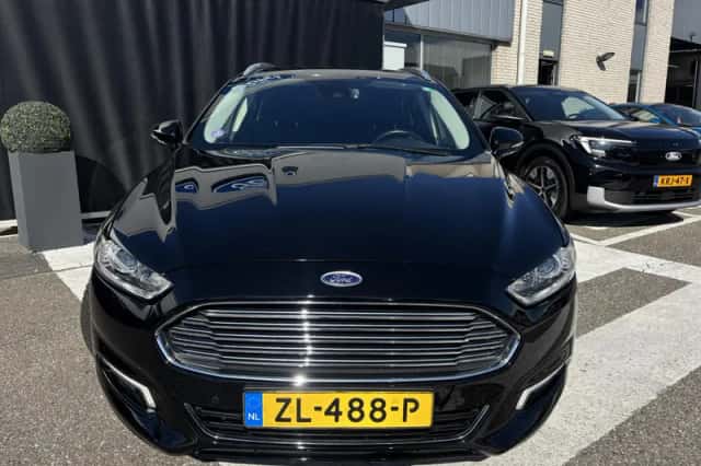 Ford Mondeo (2018) thumbnail 4