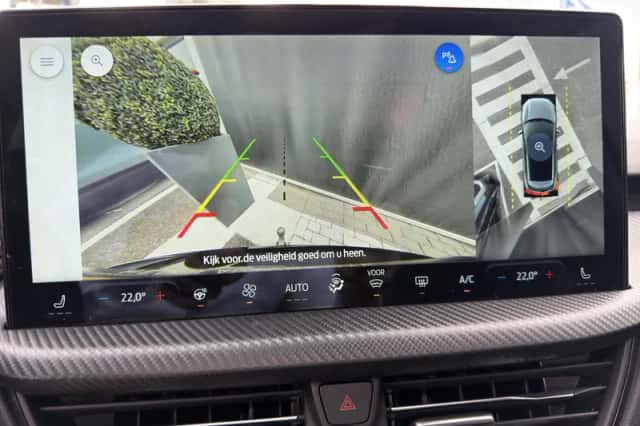 Ford Kuga (2024) thumbnail 6