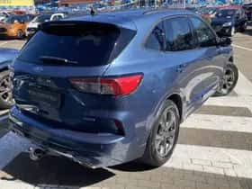 Ford Kuga (2021) thumbnail 2