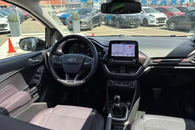 Ford Fiesta (2020) thumbnail 3