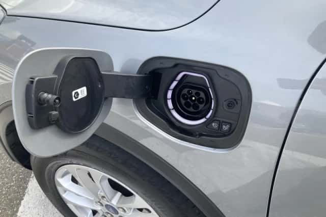 Ford Kuga (2023) thumbnail 21