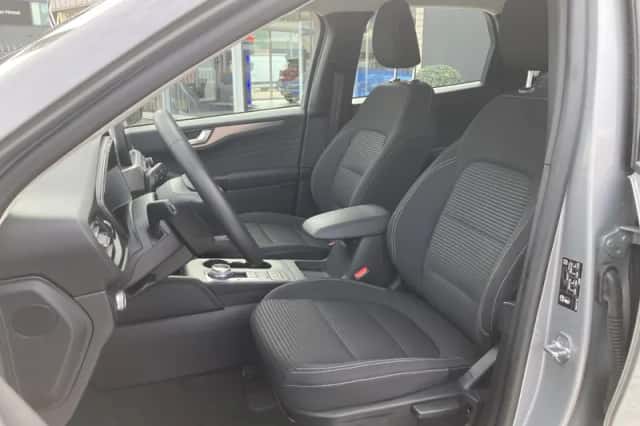 Ford Kuga (2023) thumbnail 28