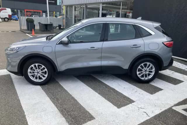 Ford Kuga (2023) thumbnail 8