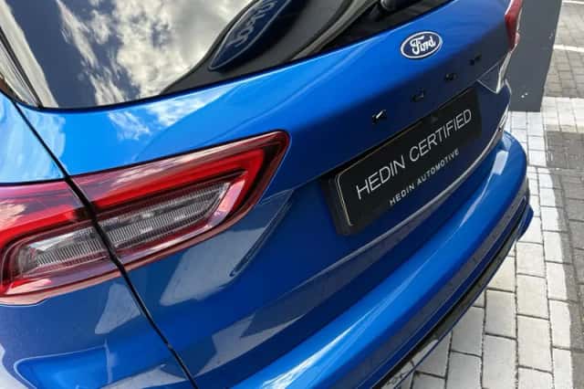 Ford Kuga (2025) thumbnail 6