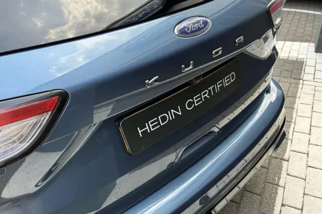 Ford Kuga (2023) thumbnail 6