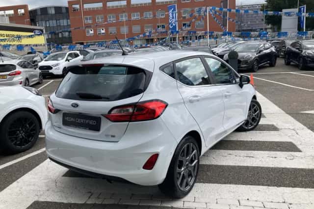 Ford Fiesta (2022) thumbnail 2
