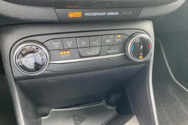 Ford Fiesta (2022) thumbnail 12