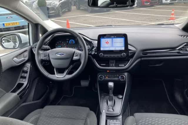 Ford Fiesta (2022) thumbnail 3