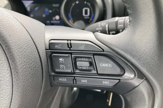 Toyota Yaris Cross (2023) thumbnail 16