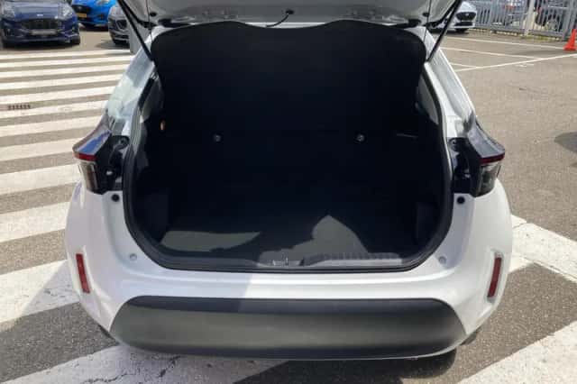 Toyota Yaris Cross (2023) thumbnail 19