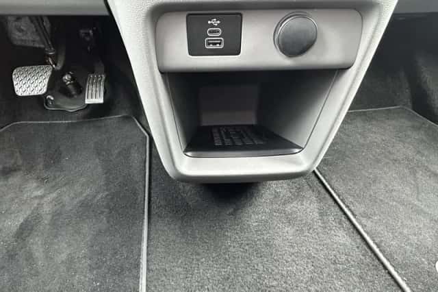 Ford Transit Custom (2024) thumbnail 17
