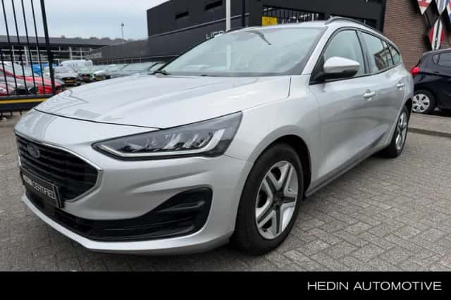 Ford Focus (2022) thumbnail 1