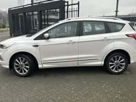 Ford Kuga (2018) thumbnail 2