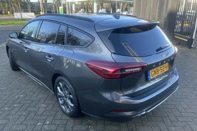 Ford Focus (2024) thumbnail 4