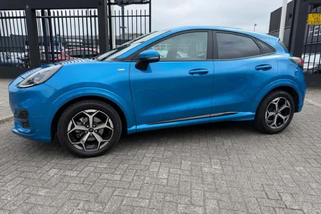 Ford Puma (2025) thumbnail 2