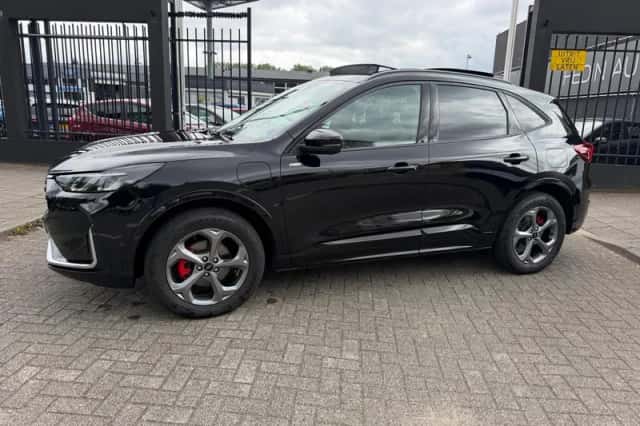 Ford Kuga (2025) thumbnail 3