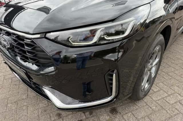 Ford Kuga (2025) thumbnail 4