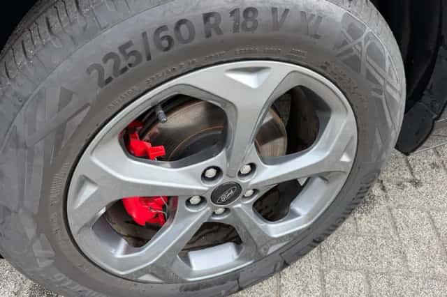Ford Kuga (2025) thumbnail 6
