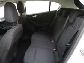 Ford Focus (2021) thumbnail 24