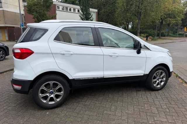 Ford EcoSport (2019) thumbnail 6