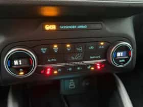 Ford Focus (2022) thumbnail 16