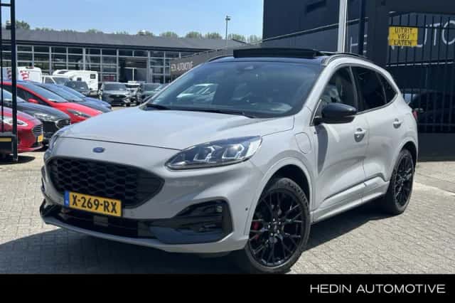 Ford Kuga (2024) thumbnail 1