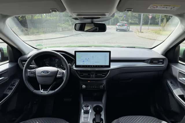 Ford Kuga (2025) thumbnail 5