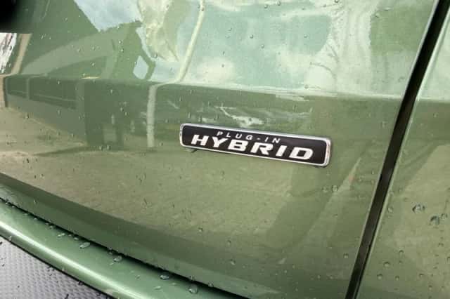 Ford Kuga (2025) thumbnail 6