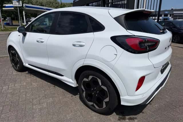 Ford Puma (2025) thumbnail 4