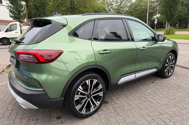 Ford Kuga (2024) thumbnail 5
