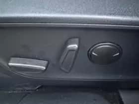 Ford Kuga (2023) thumbnail 9