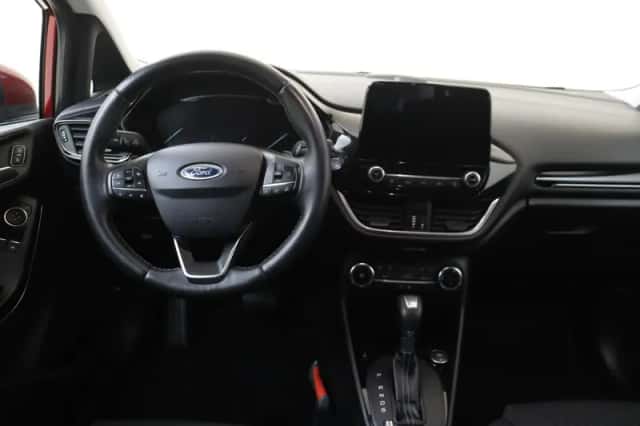 Ford Fiesta (2019) thumbnail 2