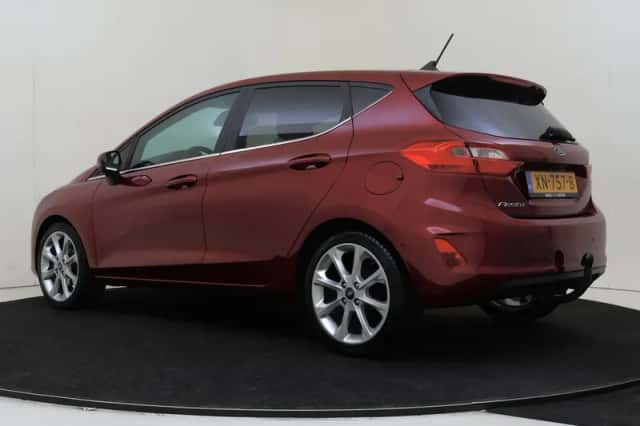 Ford Fiesta (2019) thumbnail 3
