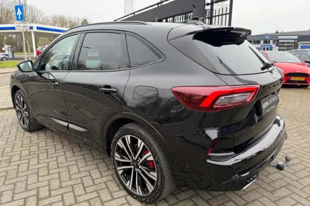 Ford Kuga (2025) thumbnail 2