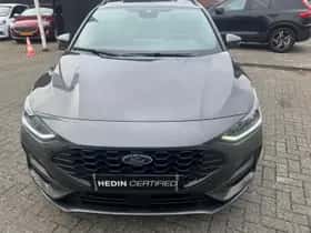Ford Focus (2024) thumbnail 3