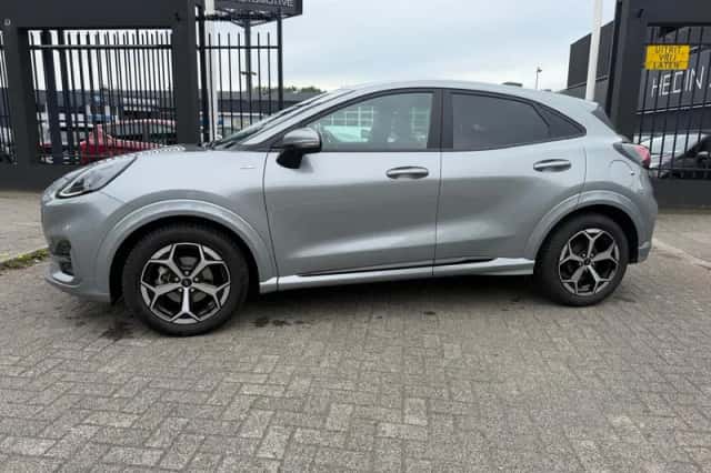 Ford Puma (2025) thumbnail 2