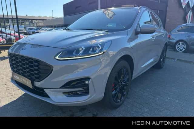 Ford Kuga (2024) thumbnail 1