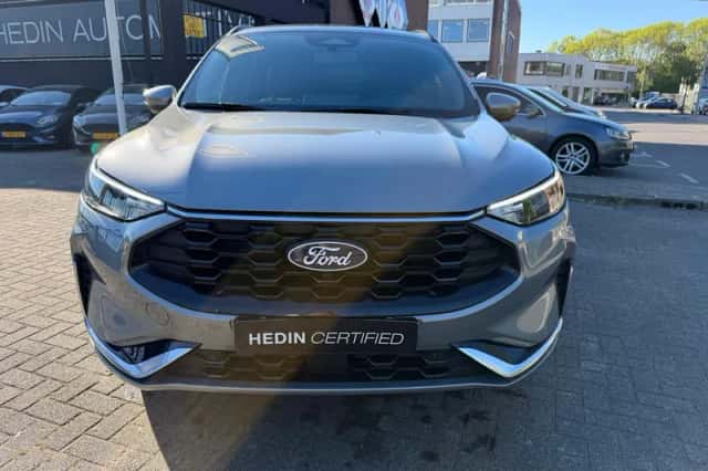 Ford Kuga (2025) thumbnail 2