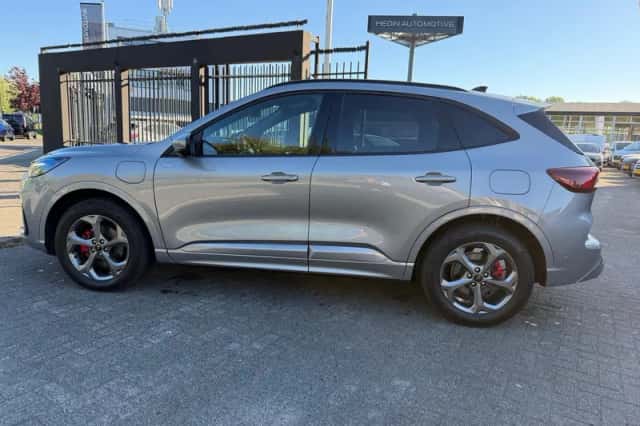 Ford Kuga (2025) thumbnail 4