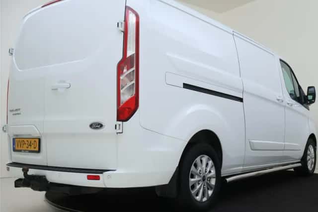 Ford Transit Custom (2023) thumbnail 2